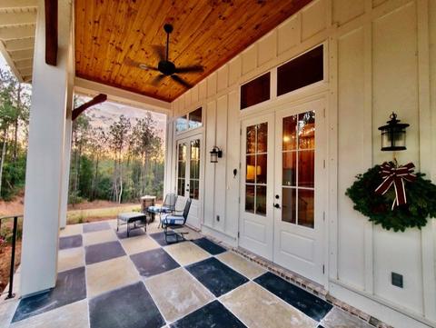 Photograph from Riverhouse Create.