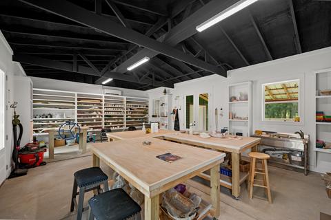Photograph from Riverhouse Create.